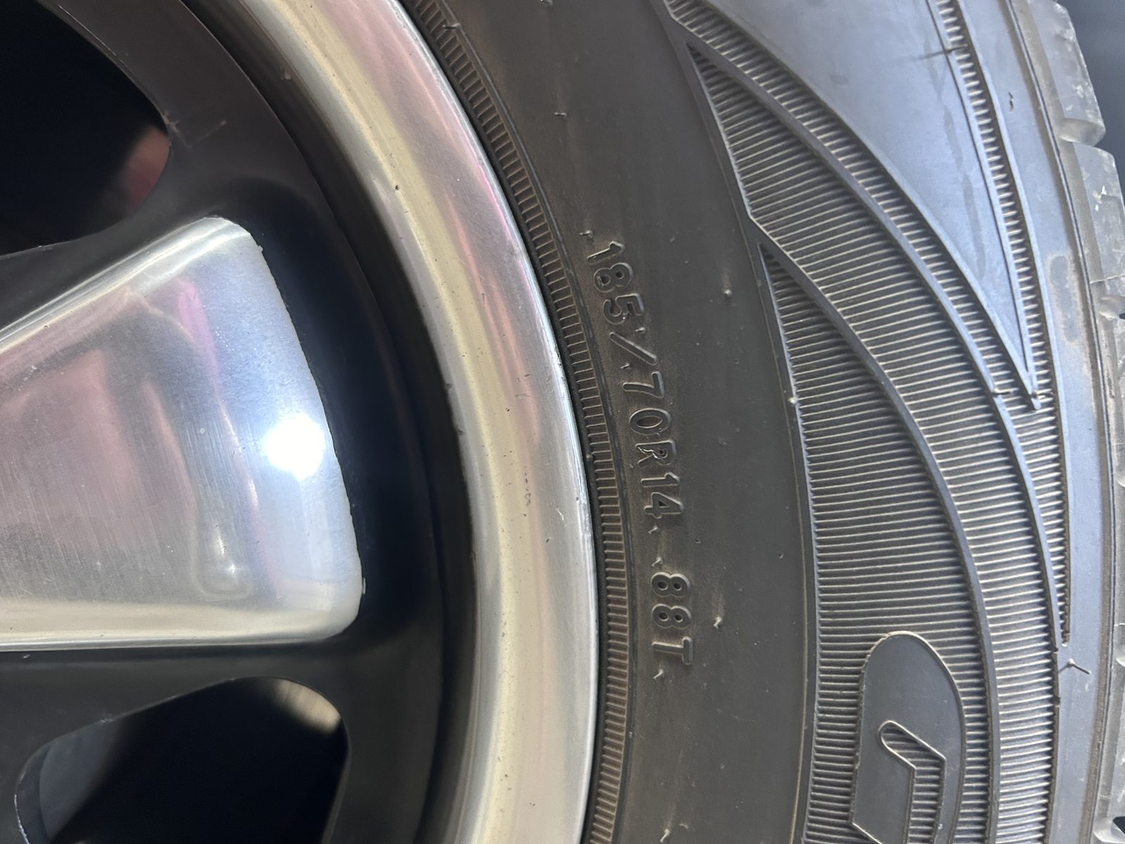 Fuchs wheel detail