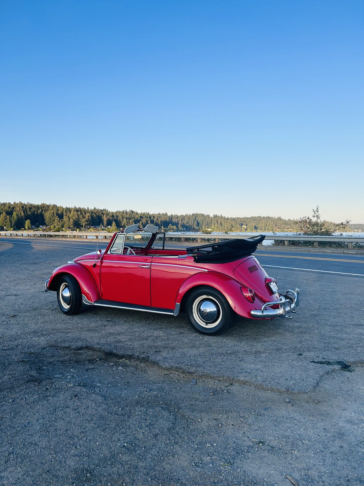 1965 VW Beetle Cabriolet, front three-quarter view, top down