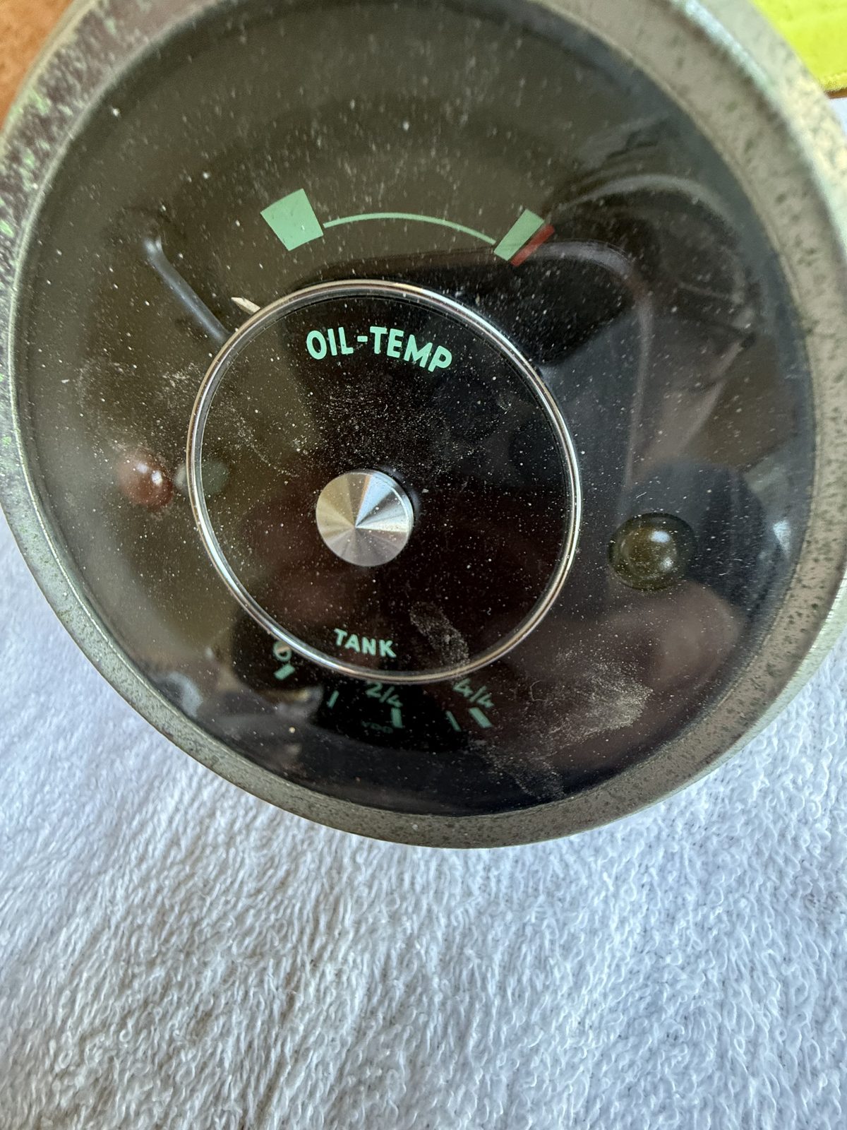 Combination oil temperature and fuel tank gauge face